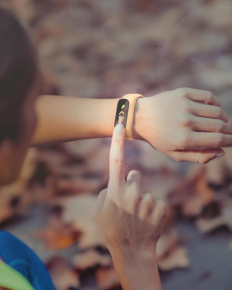Adult Smart Call Bracelet Bluetooth Headset - Image 5