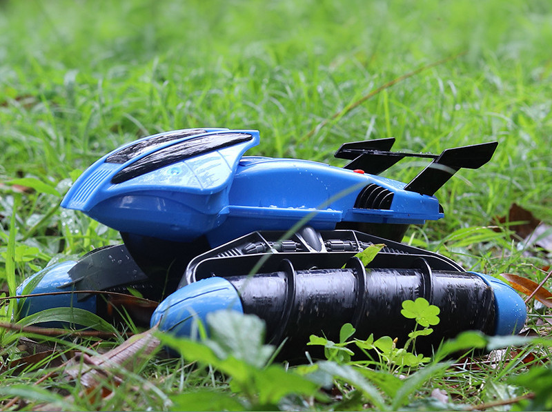 Waterproof Amphibious Wireless Remote Control Electric Speedboat - Image 7